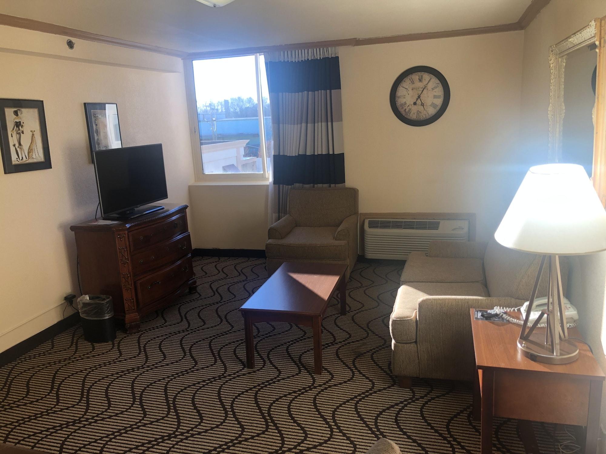 מלון Ramada By Wyndham Birmingham Airport מראה חיצוני תמונה